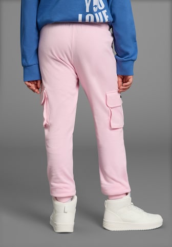 KangaROOS Regular Pants in Pink