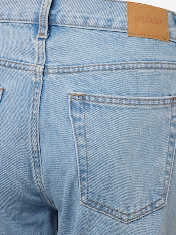 WEEKDAY Avsmalnet Jeans 'Pine Sea' i blå