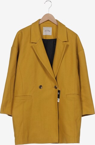 AMERICAN VINTAGE Jacket & Coat in S in Yellow: front