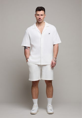 Distorted People - regular Pantalón en blanco