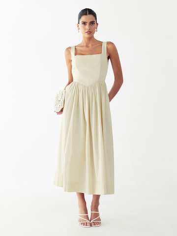 Abito 'Lyla' di Willa in beige