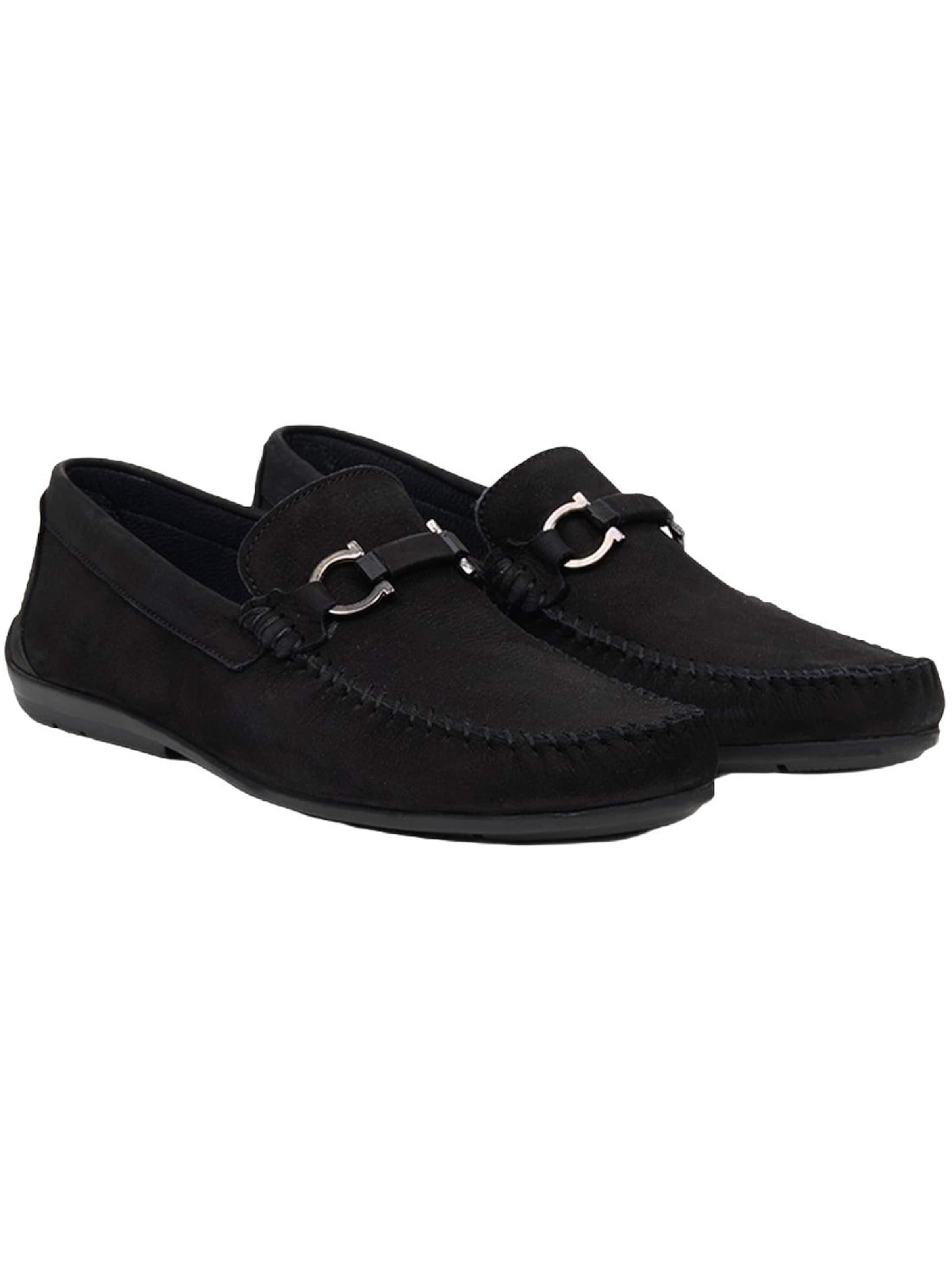 Desa Classic Flats 'Slipper' in Black