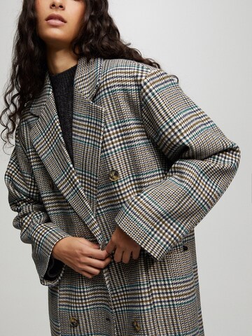 Pull&Bear Between-Seasons Coat in Grey