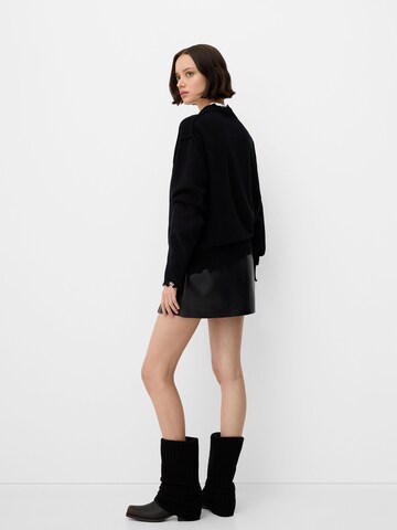 Bershka Krilo | črna barva