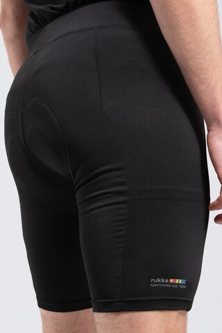 Skinny Pantalon de sport 'RUOTTALA' Rukka en noir