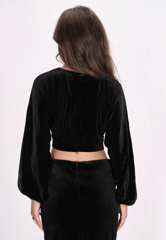 Camicia da donna di faina in nero