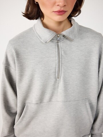No Matter What Sweatshirt in Grau