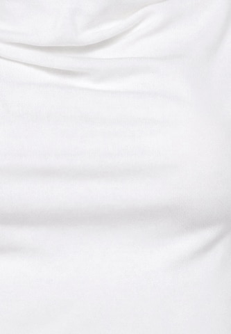 faina - Camiseta en blanco
