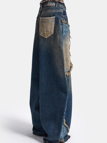 Barrel Jean 'PATCHED BARREL MID RISE JEANS' IT'S BASIC en bleu