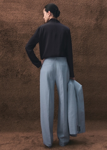 MANGO Loose fit Pleat-Front Pants 'Pedro' in Blue