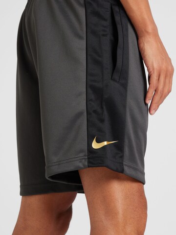 Nike Sportswear Regular Shorts 'Air' in Grau