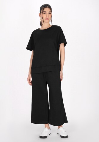 faina Athlsr Shirt in Black