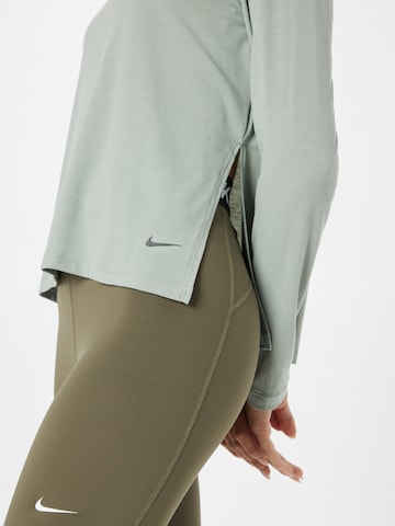 NIKE Functioneel shirt in Groen