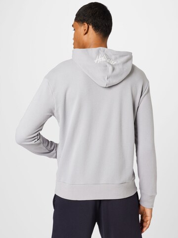 HOLLISTER Sweatshirt in Grey