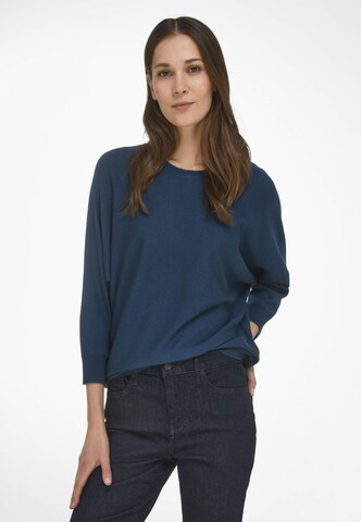 Peter Hahn Sweater in Blue: front