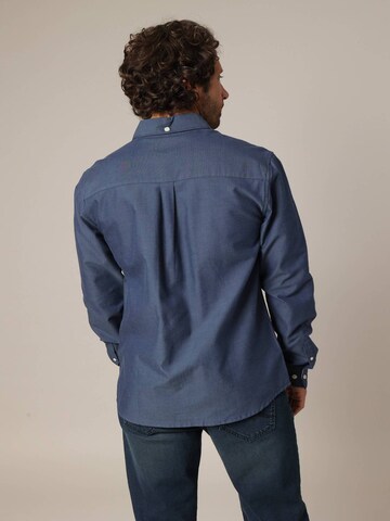 Coupe regular Chemise 'NAOKO' Deeluxe en bleu