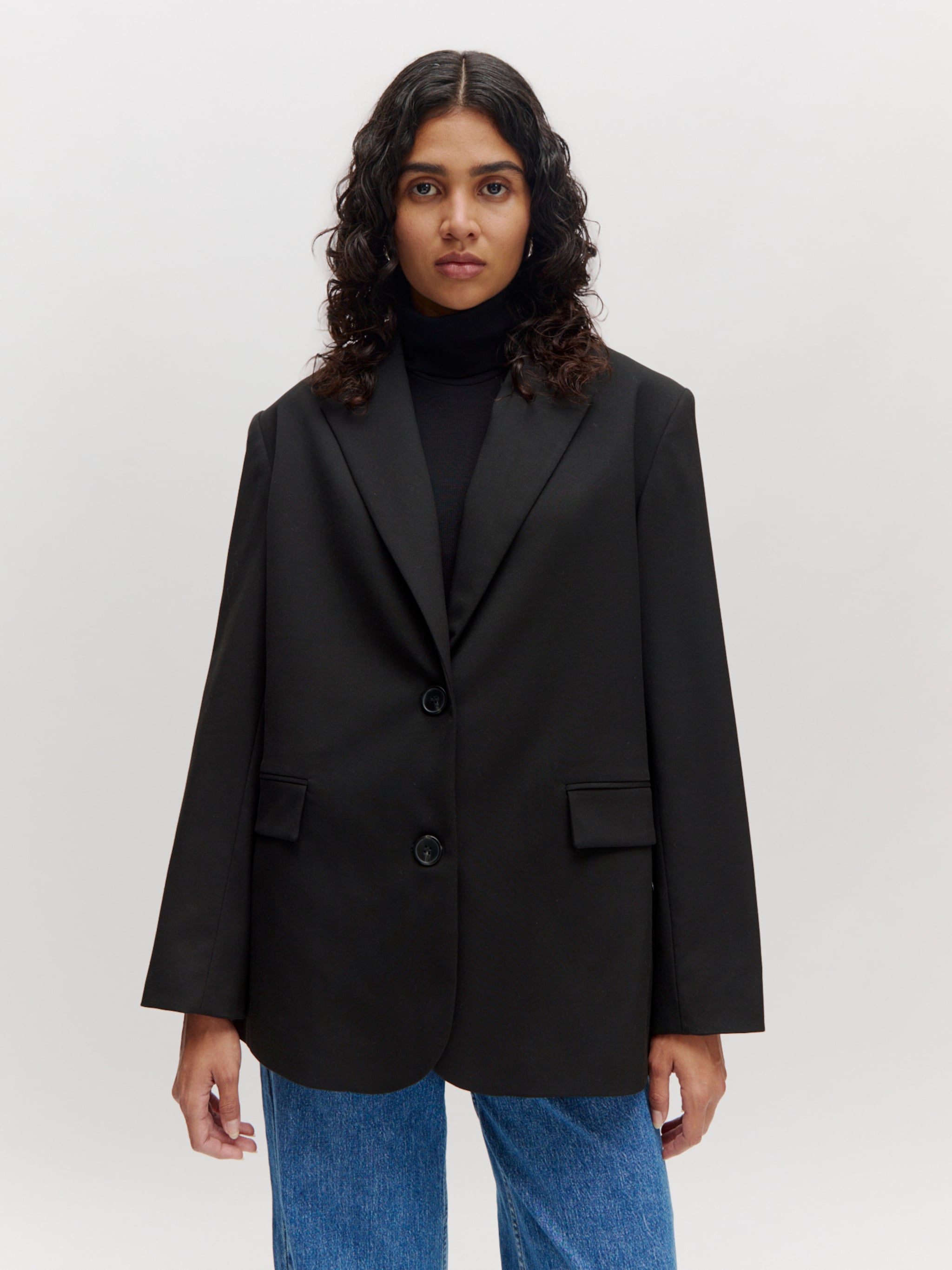 EDITED Producten Blazers 'Kainoa' Zwart