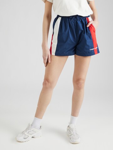 Tommy Jeans Regular Shorts 'ARCHIVE GAMES' in Blau: predná strana