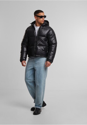 Urban Classics Jacke in Schwarz