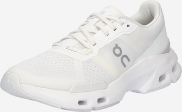 Chaussure de sport 'Cloudpulse' On en blanc : devant