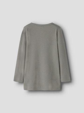 T-Shirt 'NMMKAB' NAME IT en gris