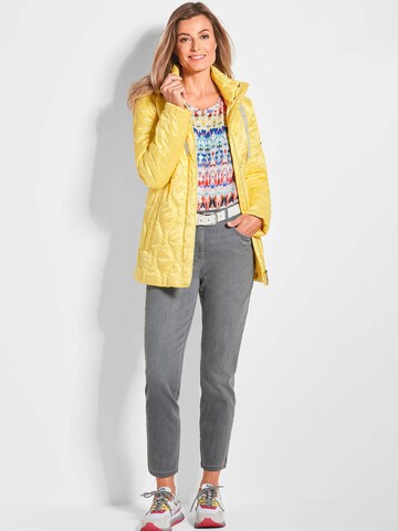 Goldner Jacke in Gelb