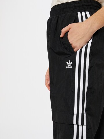 ADIDAS ORIGINALS Tapered Hose 'Japona' in Schwarz