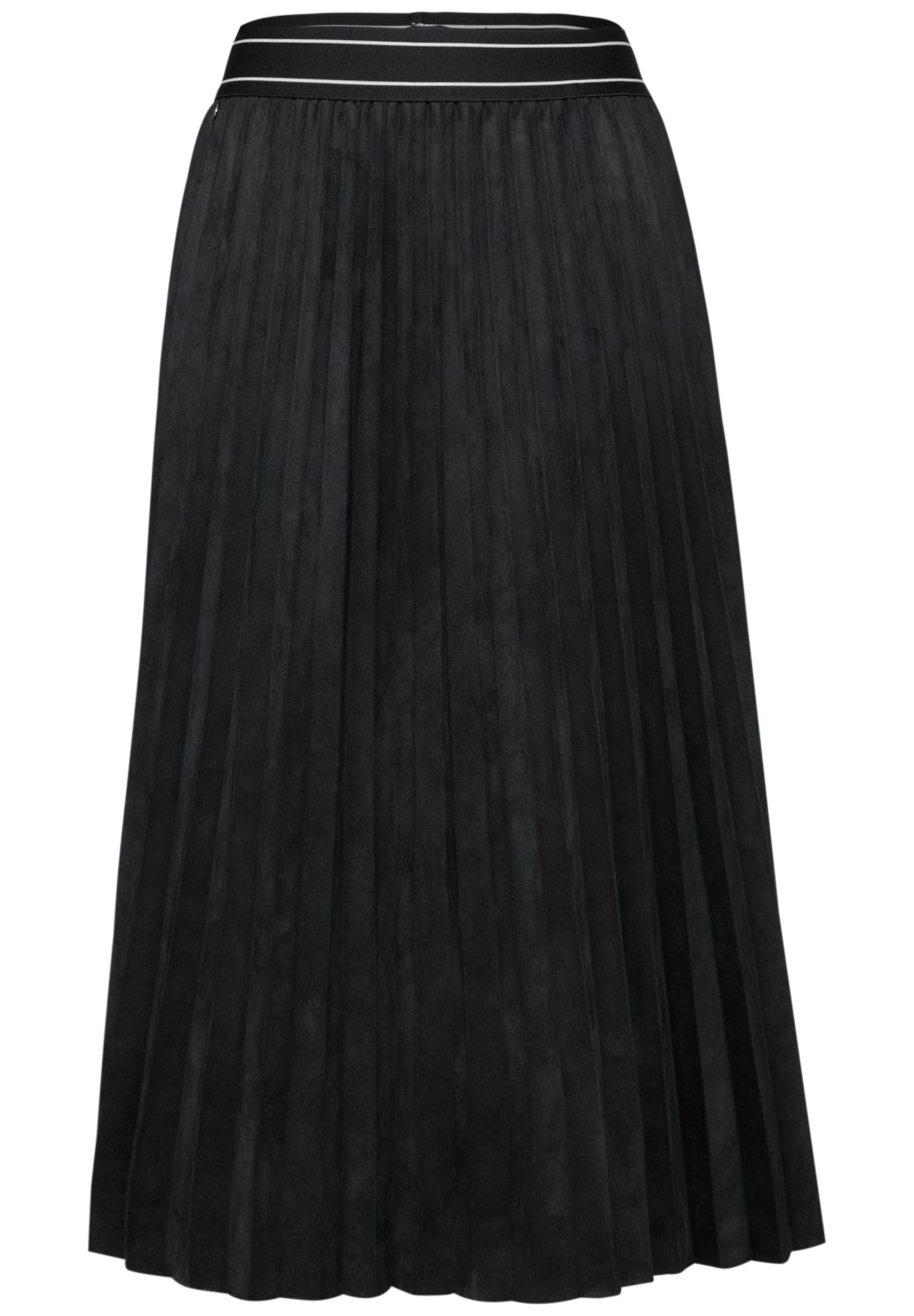 STREET ONE Skirt in Black: front