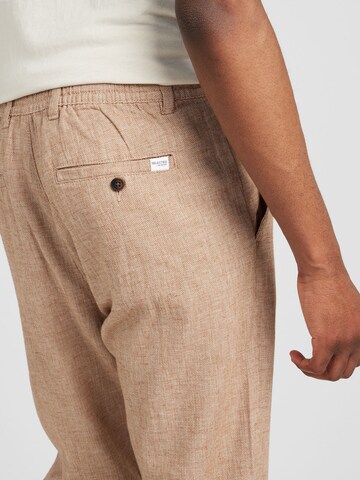 SELECTED HOMME - Regular Calças chino ' BRODY ' em castanho