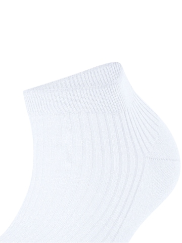 FALKE Socken 'Shiny Rib'‌ in Weiß