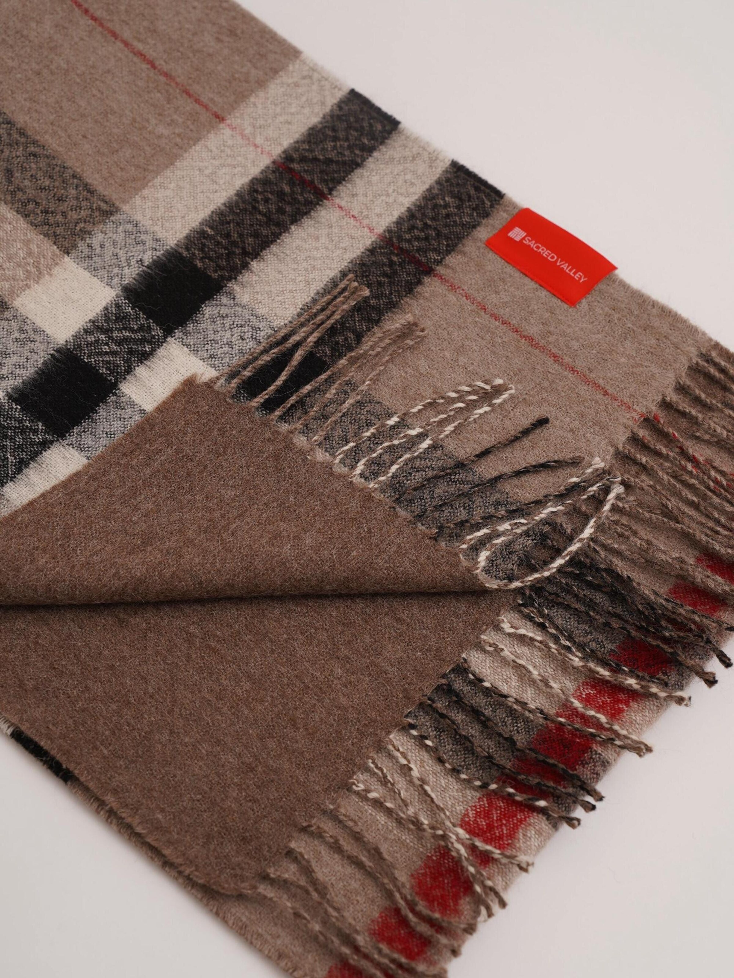 Sacred Valley Scarf 'Double Facet' in Brown