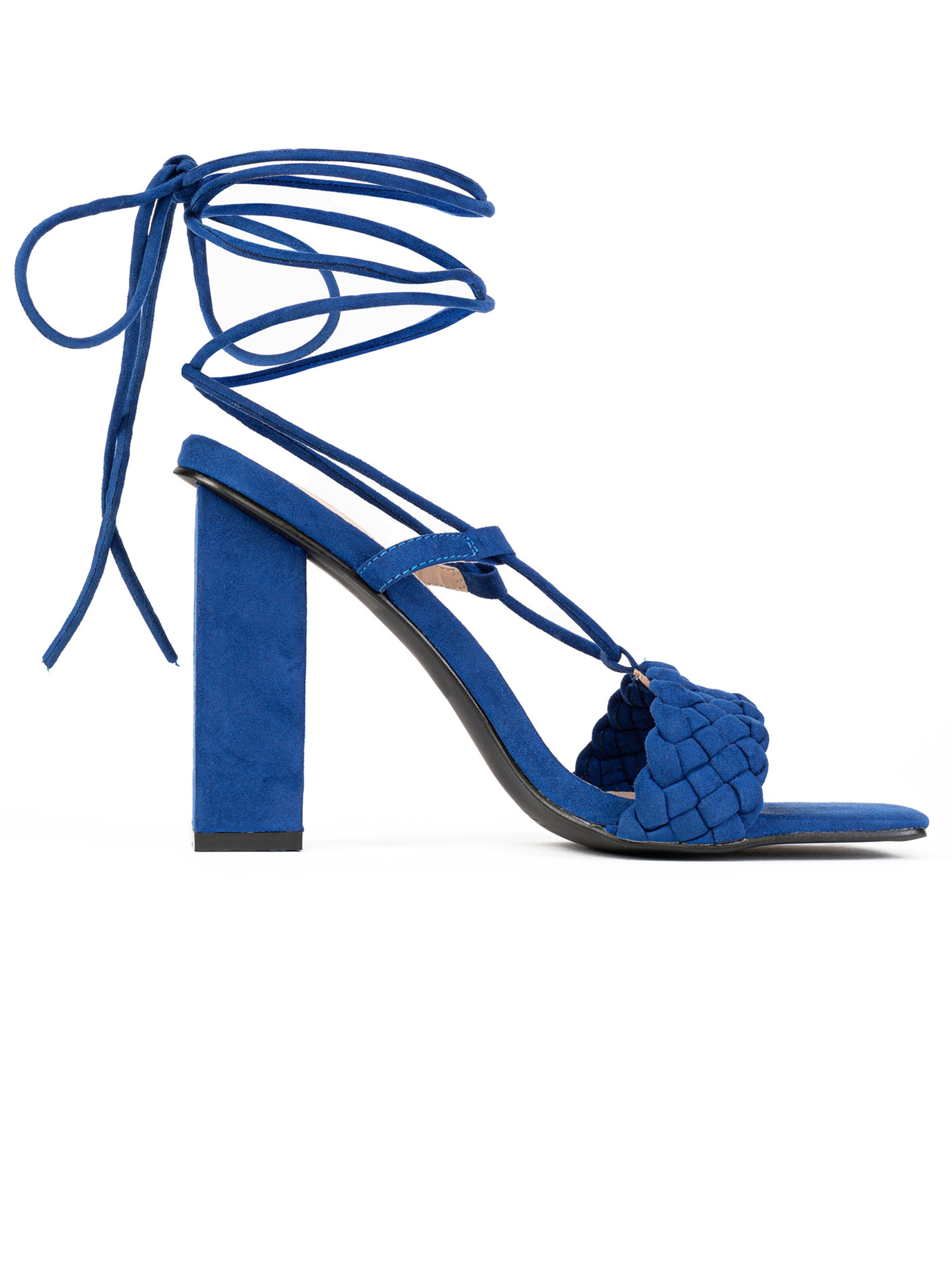 Celena - Sandálias com tiras 'Chahra' em azul