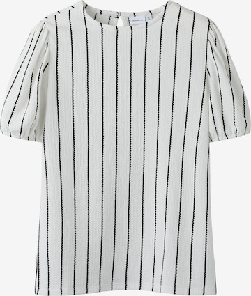 NAME IT Blouse in White: front