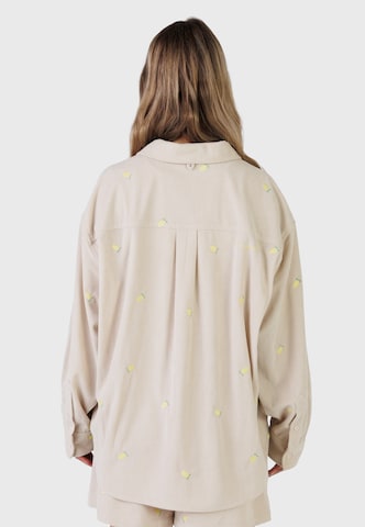 Kleinigkeit Blouse 'Kim Cordashian' in Beige