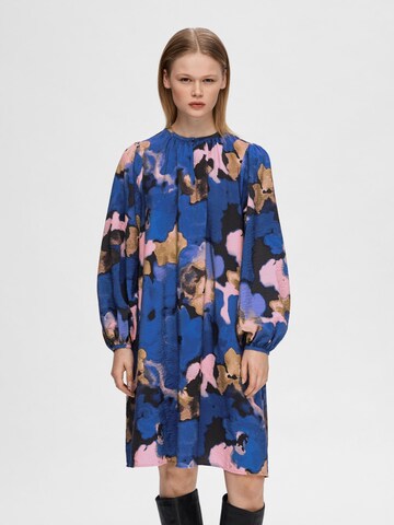 Robe 'MARIETTE' SELECTED FEMME en bleu : devant