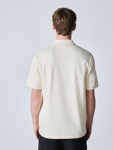 Maglietta di Next in beige