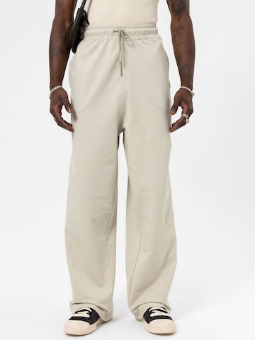 Loosefit Pantaloni 'Gazania' di VAMOS CLO in beige: frontale