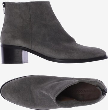 Pertini Dress Boots in 36 in Grey: front