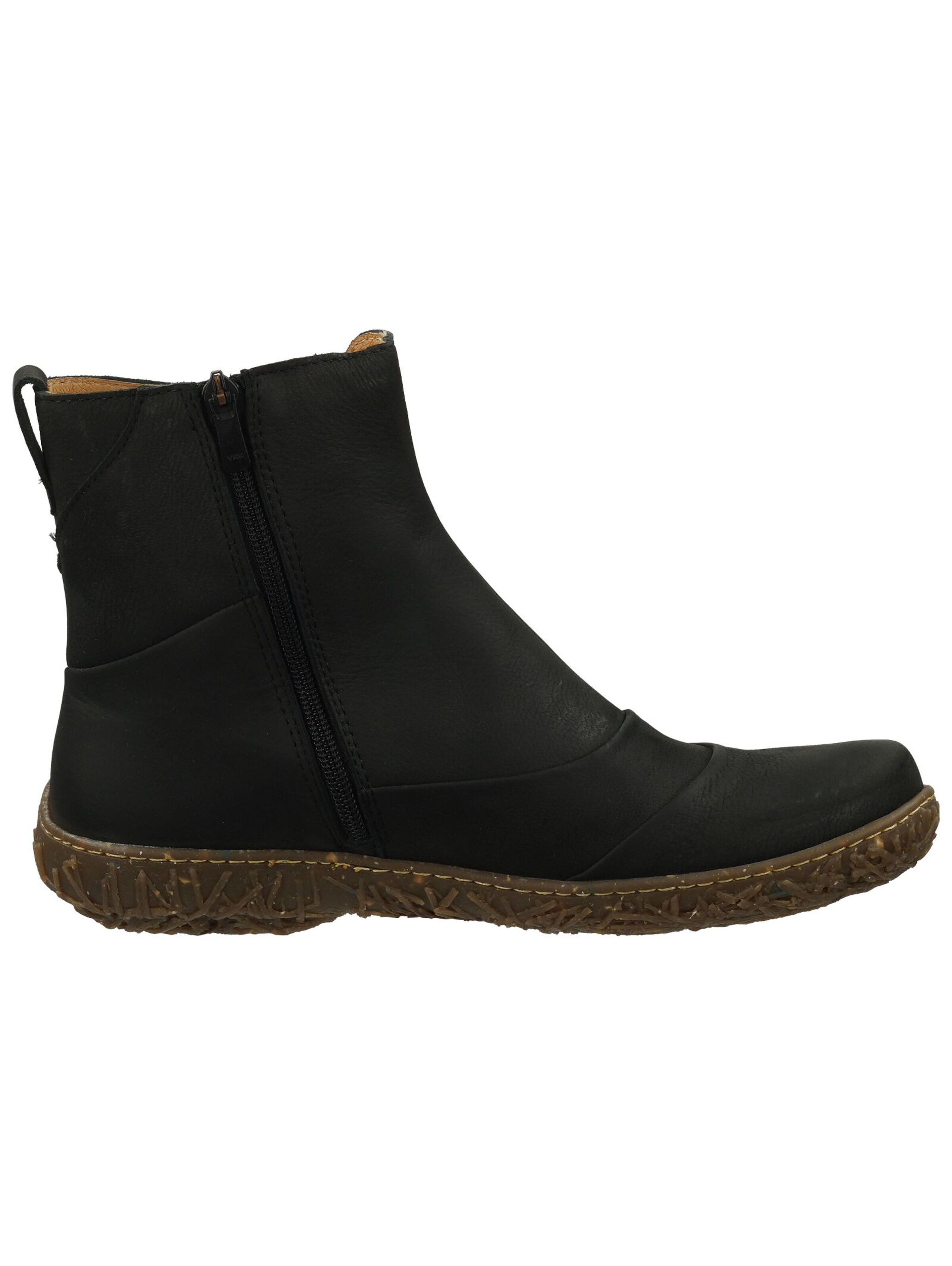EL NATURALISTA Bootie 'Nido' in Black