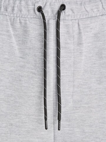 JACK & JONES Tapered Cargohose 'Gordon Air' in Grau