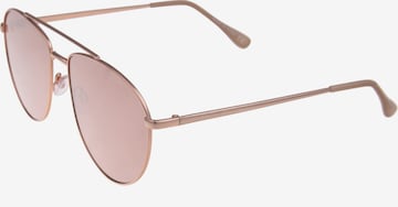 Leslii Sunglasses in Gold: front