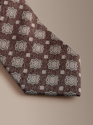 Next Lips, värv pruun