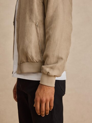 DAN FOX APPAREL Between-Season Jacket 'Henry' in Beige