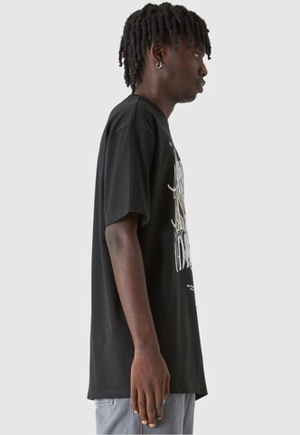 Maglietta 'Against All V.2' di Lost Youth in nero