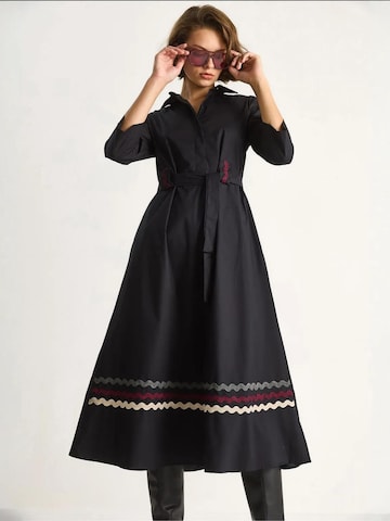 Abito camicia di Bianco Lucci in nero