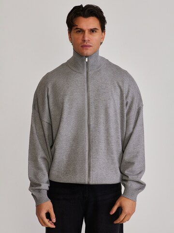 SikSilk Gebreid vest in Grijs: voorkant