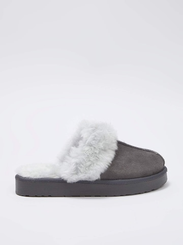 Trendyol Slipper in Grey