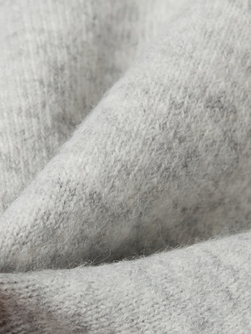 Marie Lund Strickmantel in Grau