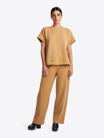 Wide leg Pantaloni di Rich & Royal in marrone