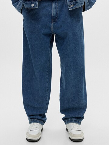 Pull&Bear Loosefit Jeans in Blau